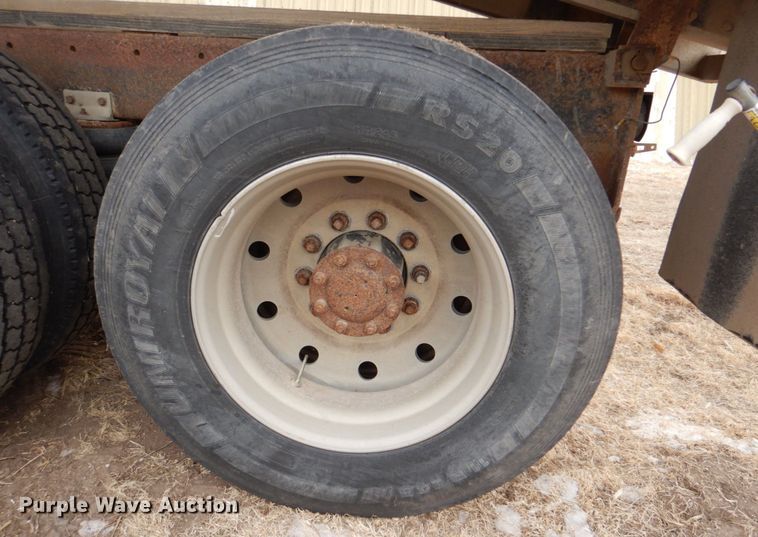 image for item DN7259 1987 Freightliner FLC  grain truck