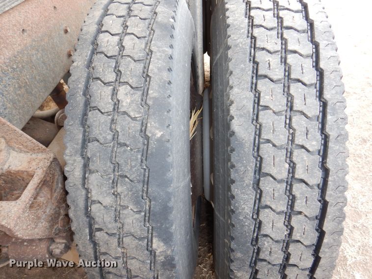 image for item DN7259 1987 Freightliner FLC  grain truck