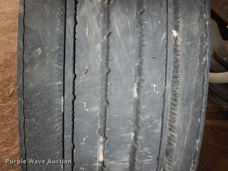 image for item DN7259 1987 Freightliner FLC  grain truck