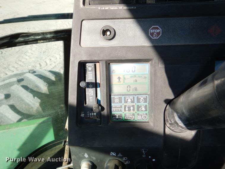 image for item DN7263 1989 John Deere 8560  4WD tractor