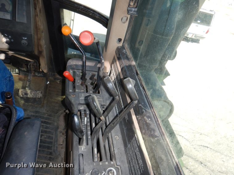 image for item DN7263 1989 John Deere 8560  4WD tractor