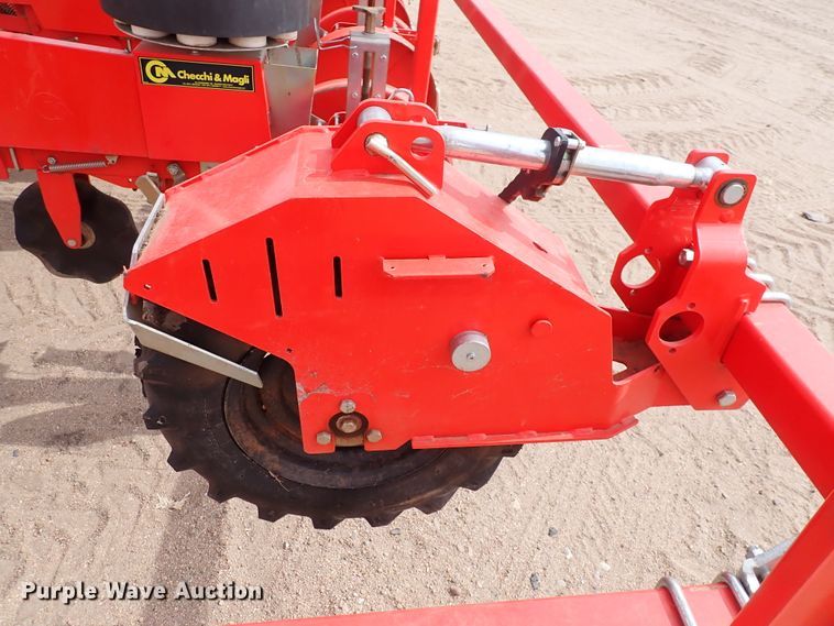 image for item DS7040 2019 Checchi & Magli Trium 45 TS  transplanter