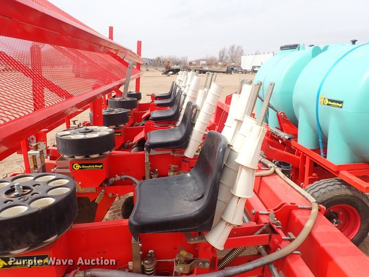 image for item DS7040 2019 Checchi & Magli Trium 45 TS  transplanter