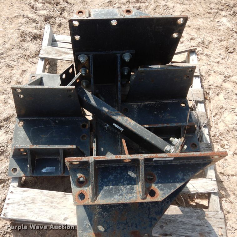 image for item ED9967 (2) saddle tanks