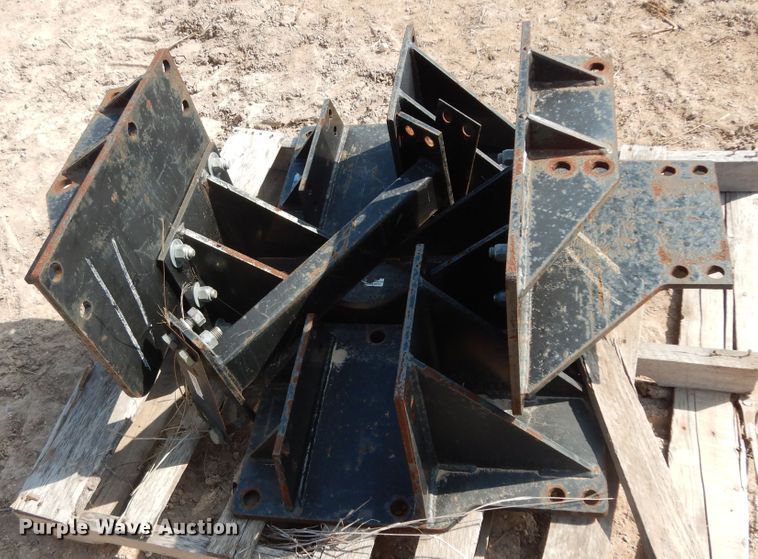 image for item ED9967 (2) saddle tanks