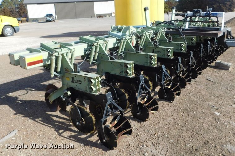 image for item GP9552 Orthman 642-097  strip-till