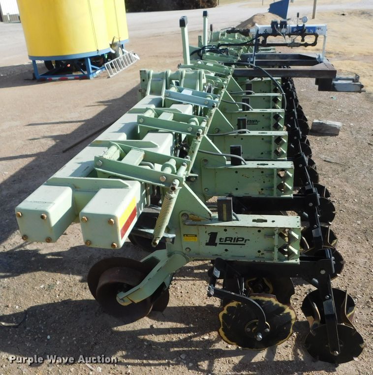 image for item GP9552 Orthman 642-097  strip-till