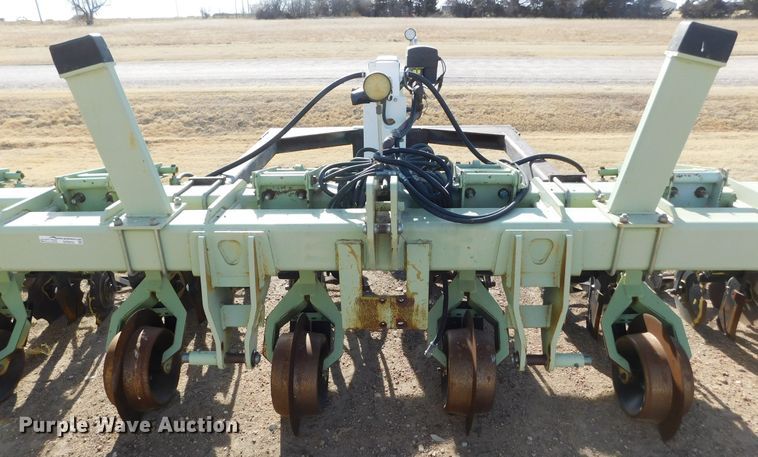 image for item GP9552 Orthman 642-097  strip-till