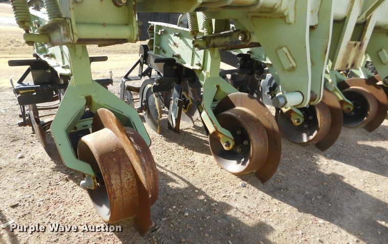 image for item GP9552 Orthman 642-097  strip-till