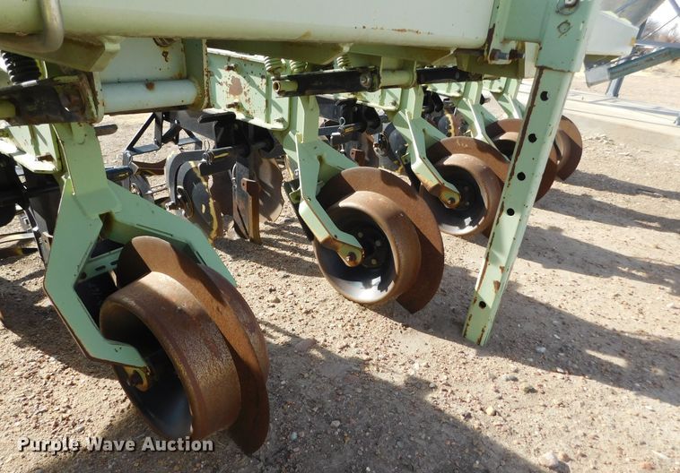 image for item GP9552 Orthman 642-097  strip-till