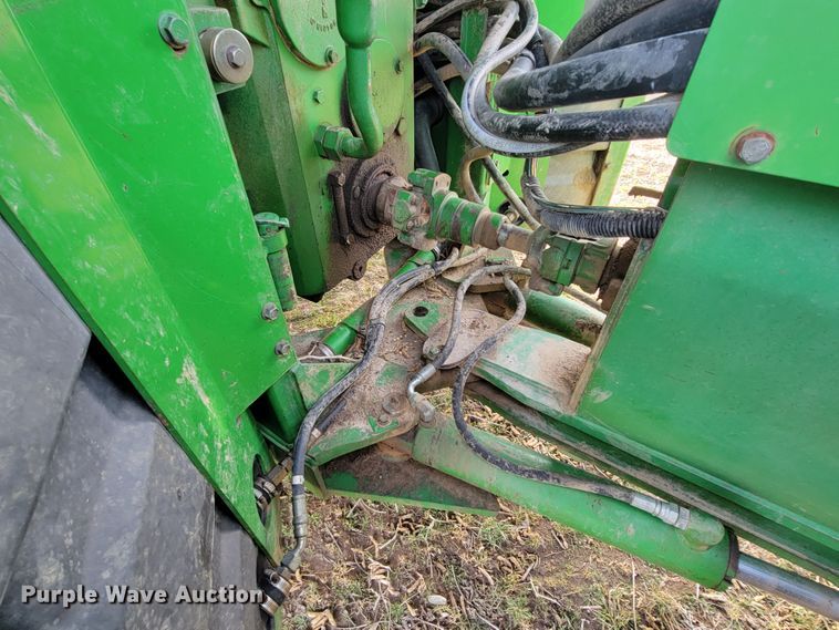 image for item HF9270 1993 John Deere 8570  4WD tractor