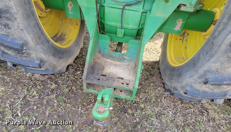 image for item HF9270 1993 John Deere 8570  4WD tractor