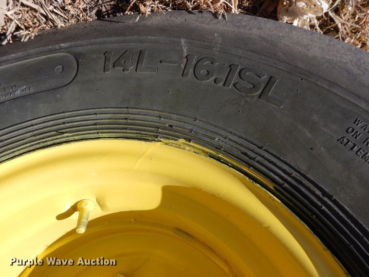 image for item IE9739 1978 John Deere 4840  tractor