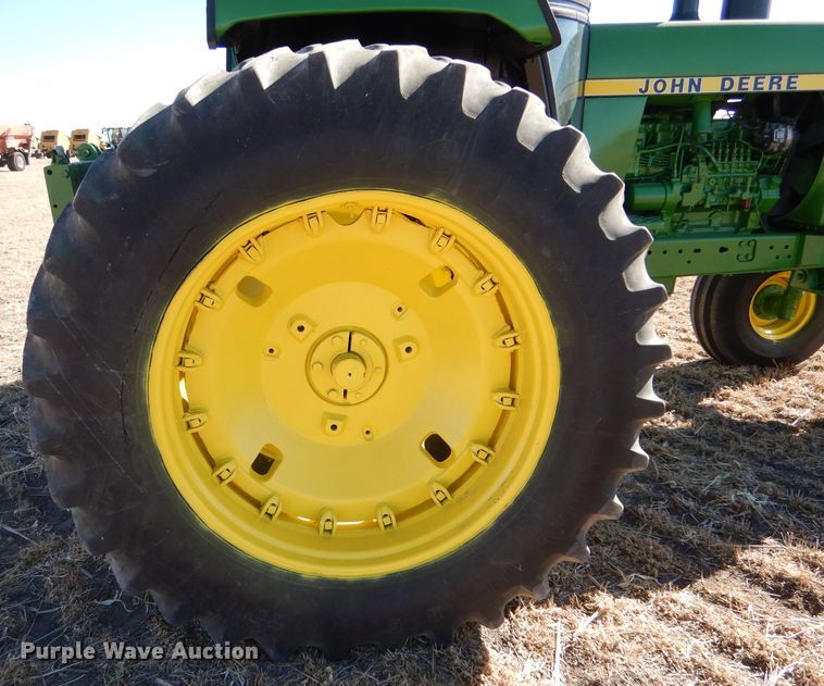 image for item IE9739 1978 John Deere 4840  tractor