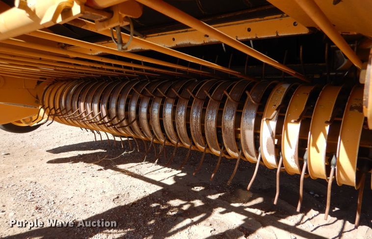 image for item IE9740 Vermeer 605N  round baler