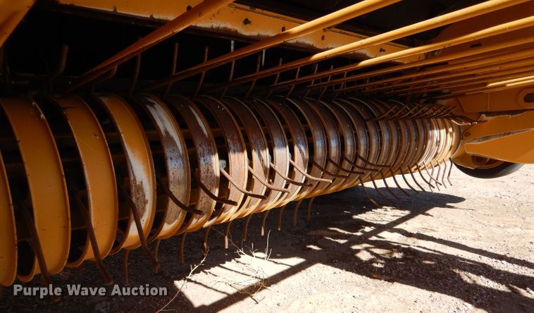 image for item IE9740 Vermeer 605N  round baler