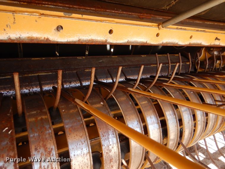 image for item IE9740 Vermeer 605N  round baler