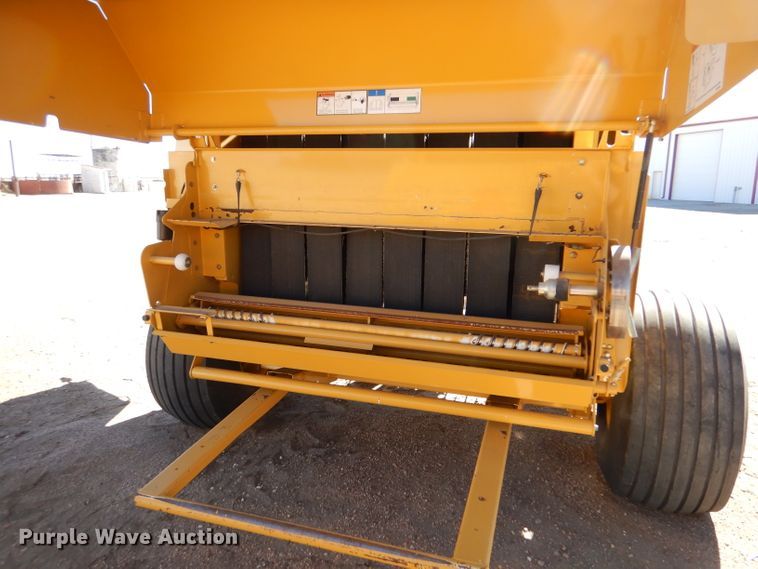 image for item IE9740 Vermeer 605N  round baler