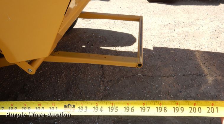 image for item IE9740 Vermeer 605N  round baler