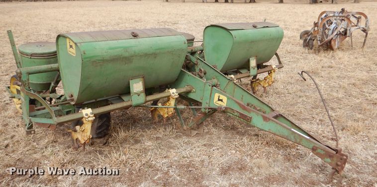image for item IE9743 Ag equipment