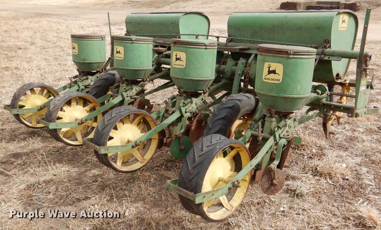 image for item IE9743 Ag equipment