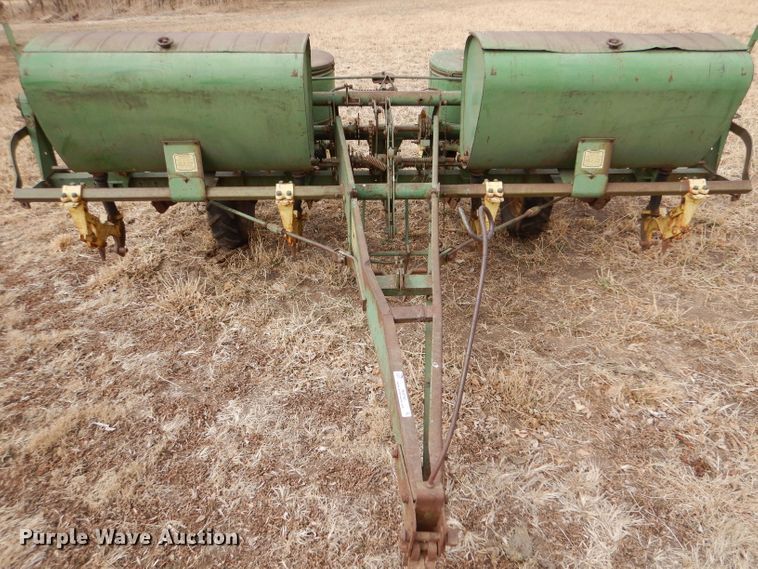 image for item IE9743 Ag equipment