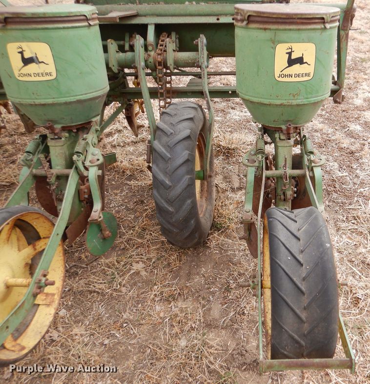 image for item IE9743 Ag equipment