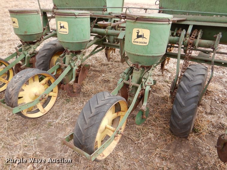 image for item IE9743 Ag equipment