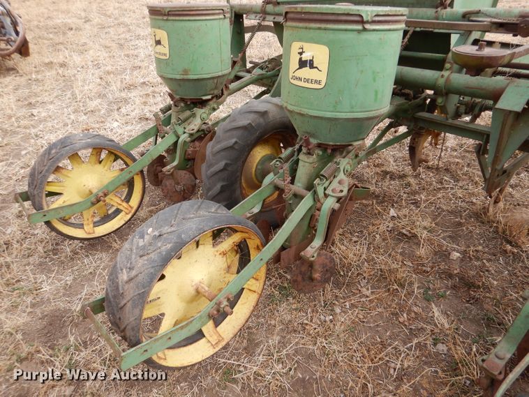 image for item IE9743 Ag equipment