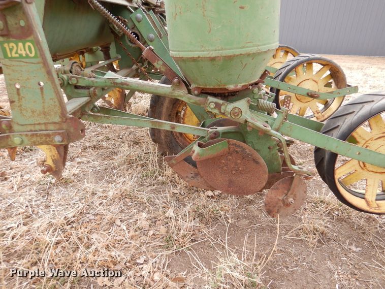 image for item IE9743 Ag equipment