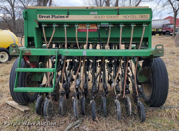 image for item JE9886 Great Plains EWNT7  Solid Stand no-till grain drill