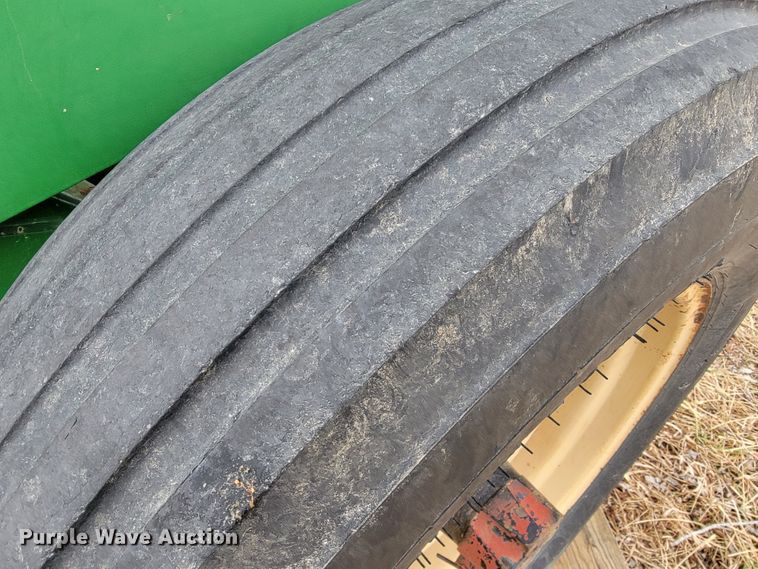 image for item JE9886 Great Plains EWNT7  Solid Stand no-till grain drill