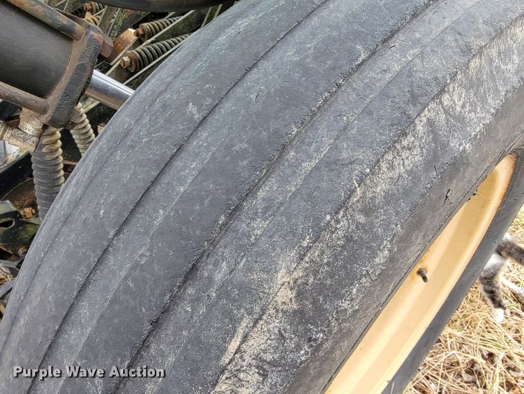 image for item JE9886 Great Plains EWNT7  Solid Stand no-till grain drill