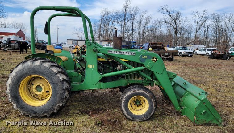 image for item JE9894 John Deere 401  tractor