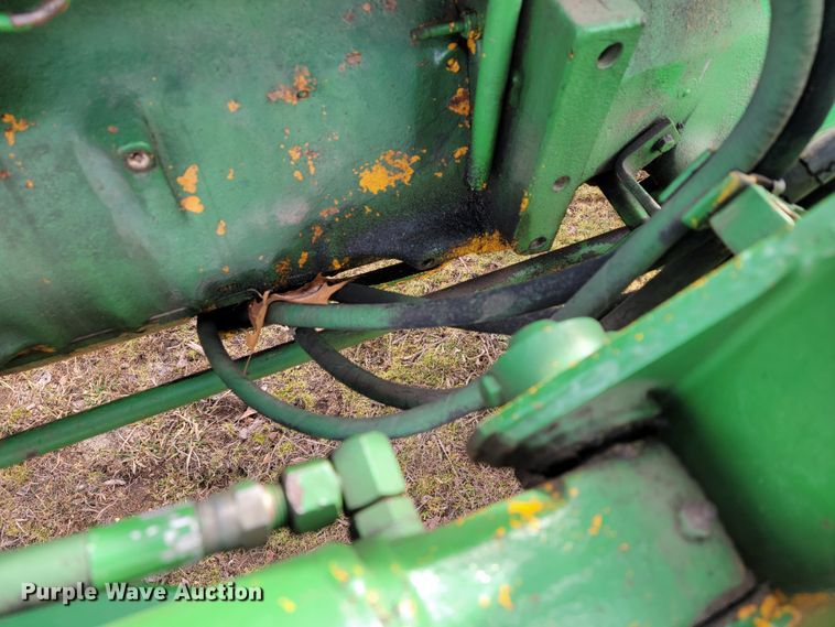 image for item JE9894 John Deere 401  tractor