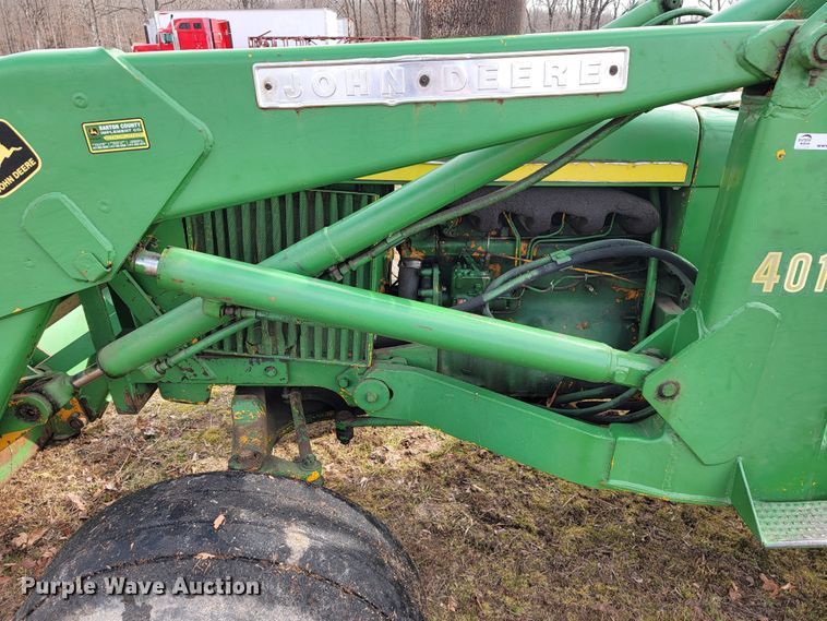 image for item JE9894 John Deere 401  tractor
