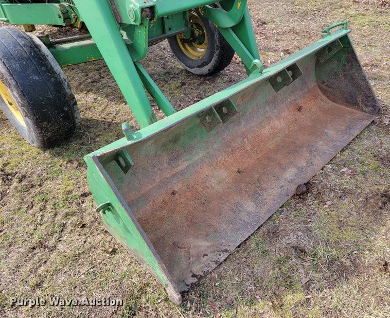 image for item JE9894 John Deere 401  tractor