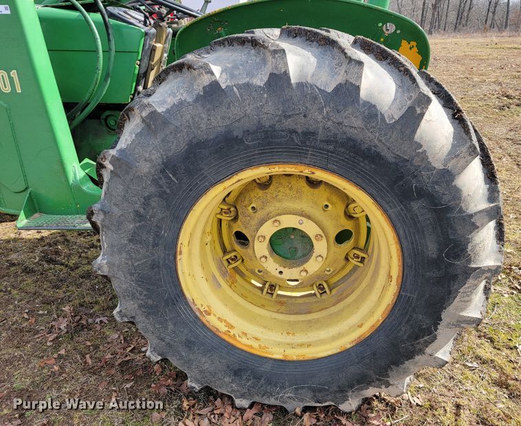 image for item JE9894 John Deere 401  tractor