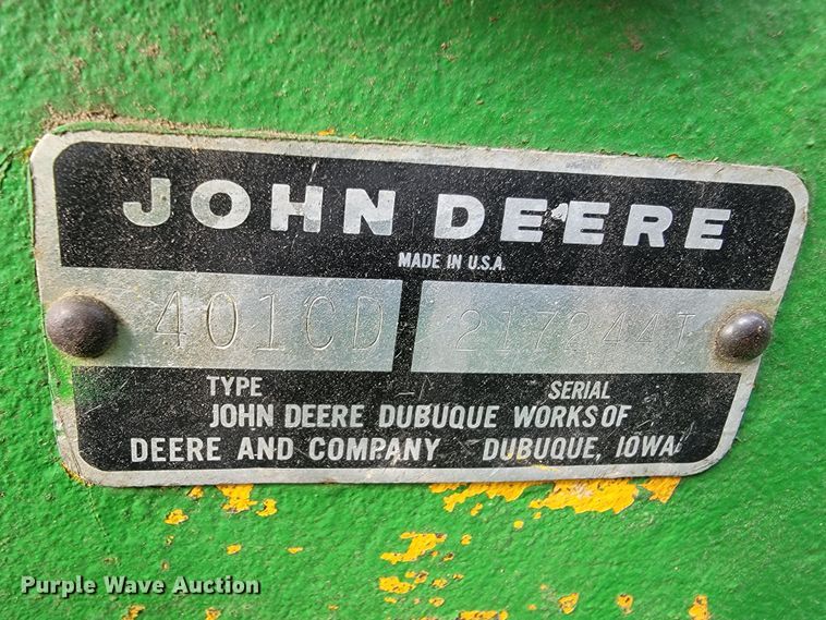 image for item JE9894 John Deere 401  tractor