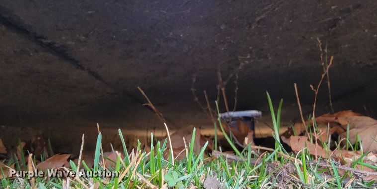 image for item JE9894 John Deere 401  tractor