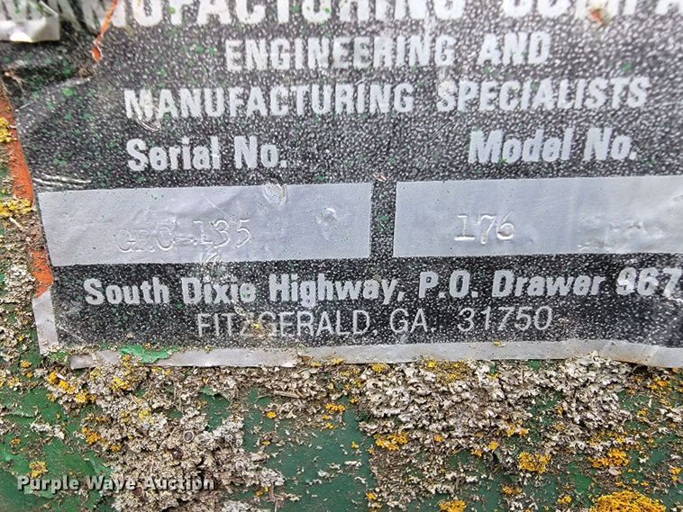 image for item JE9894 John Deere 401  tractor