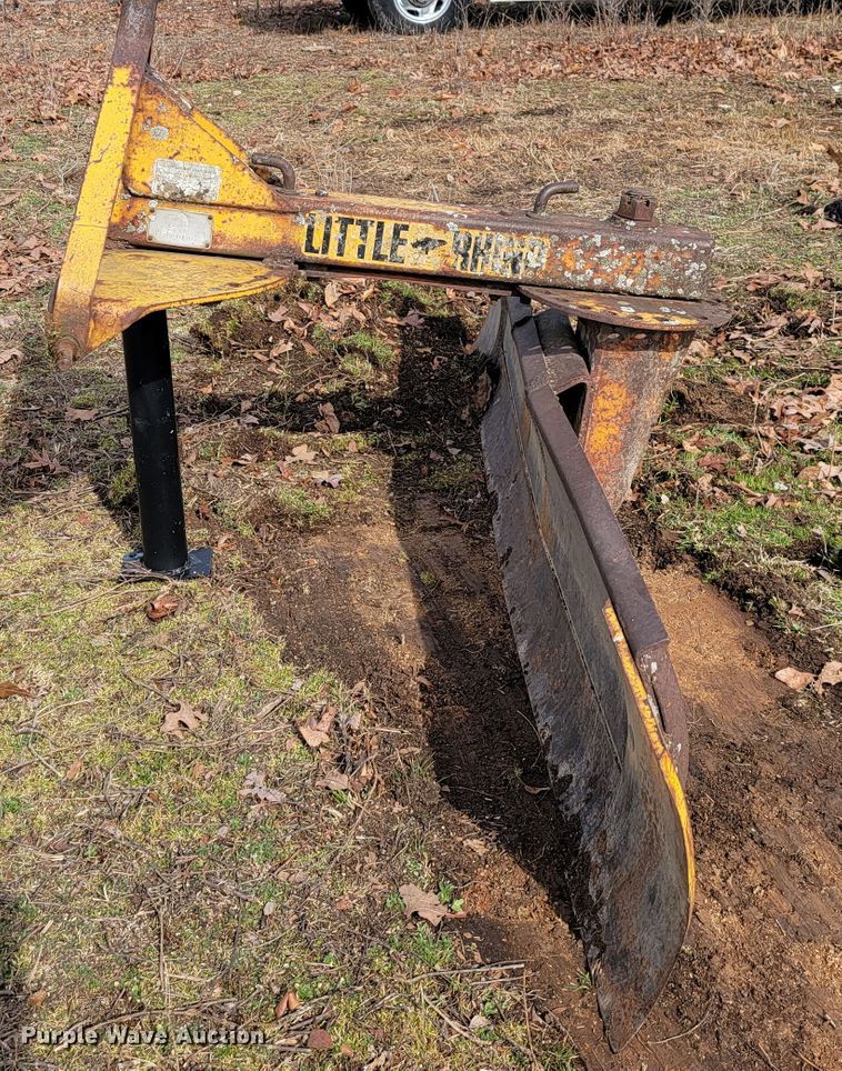 image for item JE9894 John Deere 401  tractor