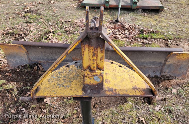 image for item JE9894 John Deere 401  tractor