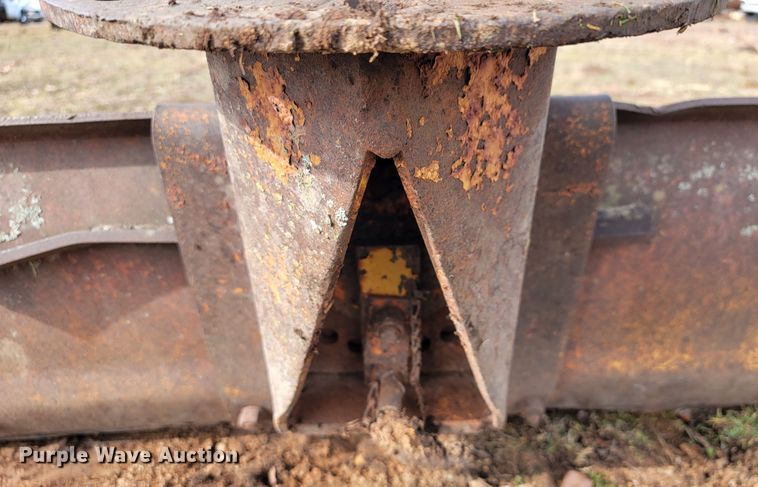 image for item JE9894 John Deere 401  tractor