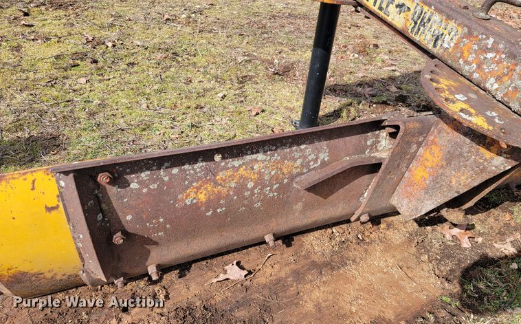 image for item JE9894 John Deere 401  tractor