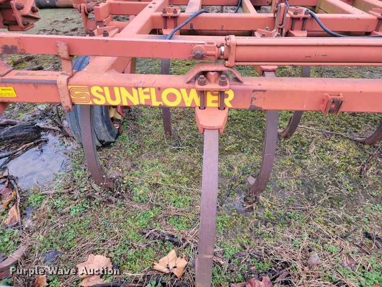 image for item JE9896 Sunflower 2331-24  chisel