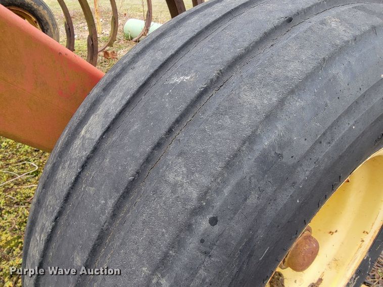 image for item JE9896 Sunflower 2331-24  chisel