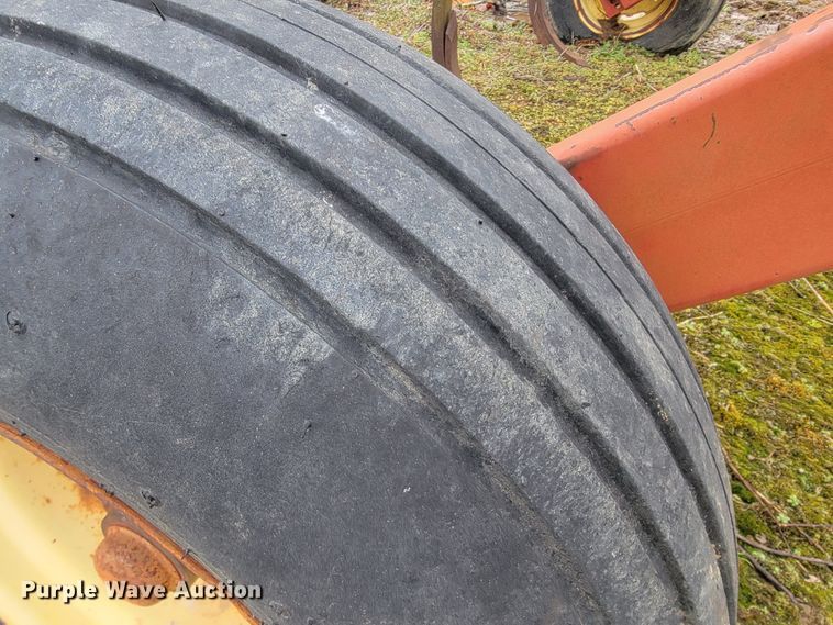 image for item JE9896 Sunflower 2331-24  chisel