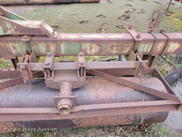 image for item JE9897 John Deere ER020  soil compactor