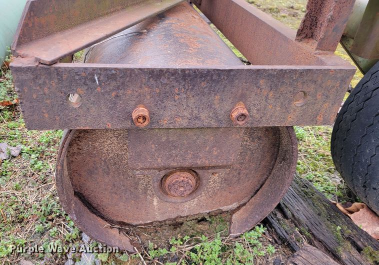 image for item JE9897 John Deere ER020  soil compactor